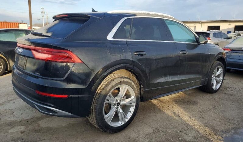 
								2023 Audi Q8 full									