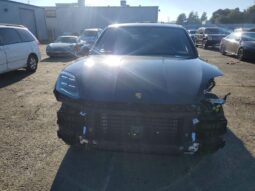 
										2025 Porsche Cayenne full									