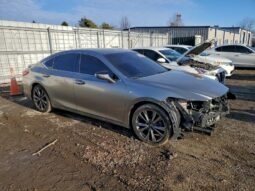 
										2019 Lexus Es 350 full									