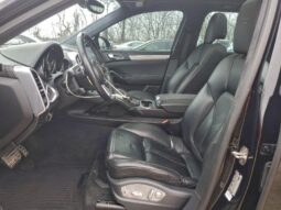 
										2017 Porsche Cayenne full									