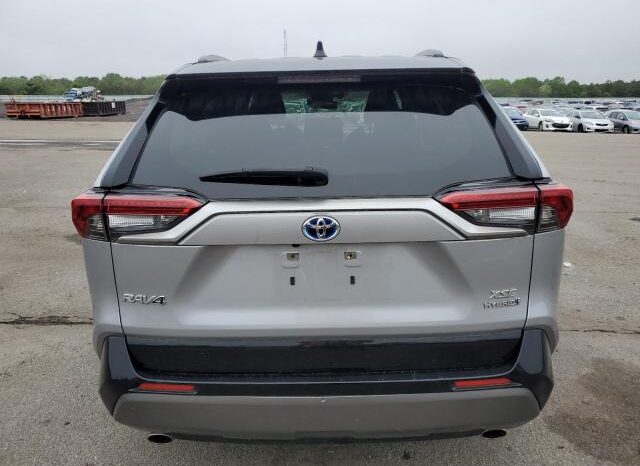 
								2020 Toyota Rav4 full									