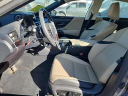 
										2020 Lexus Es 350 full									