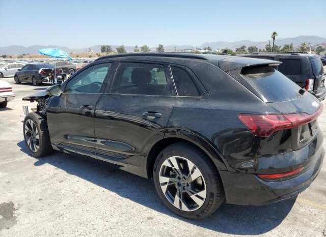 
								2021 Audi E-tron full									