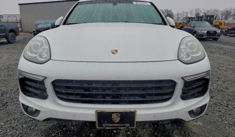 
								2016 Porsche Cayenne full									