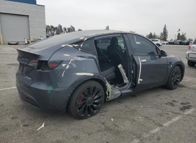 
								2022 Tesla Model y full									