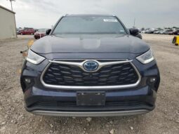 
										2023 Toyota Highlander full									