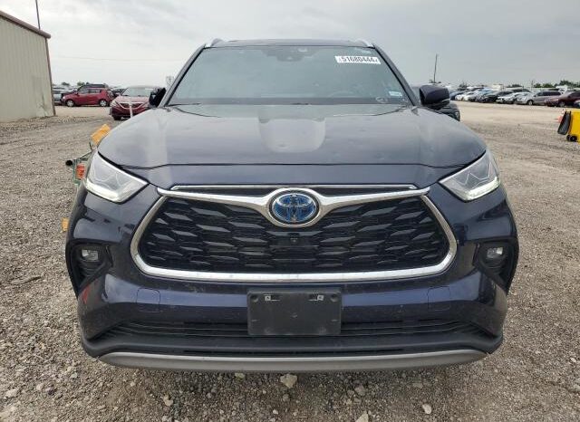 
								2023 Toyota Highlander full									