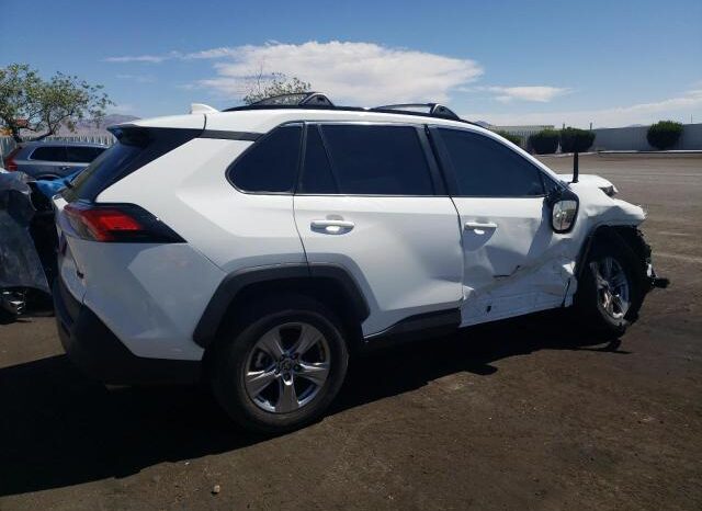 
								2022 Toyota Rav4 full									