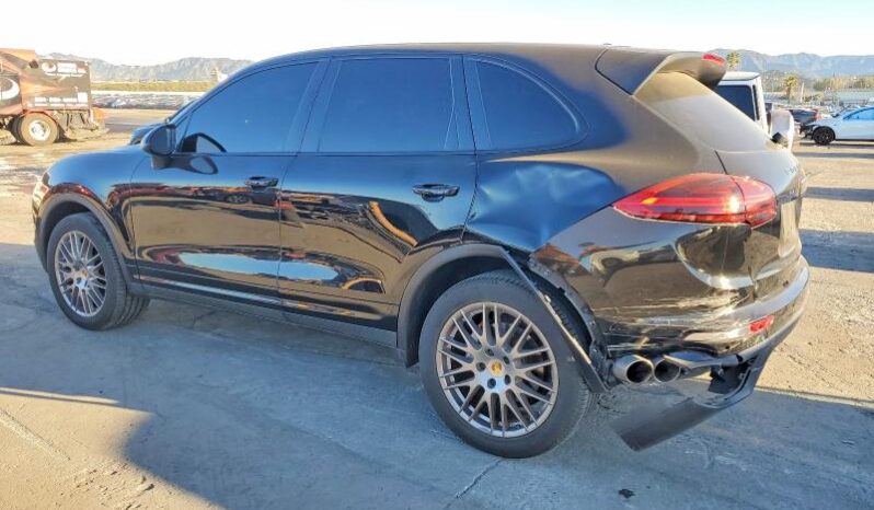 
								2018 Porsche Cayenne full									