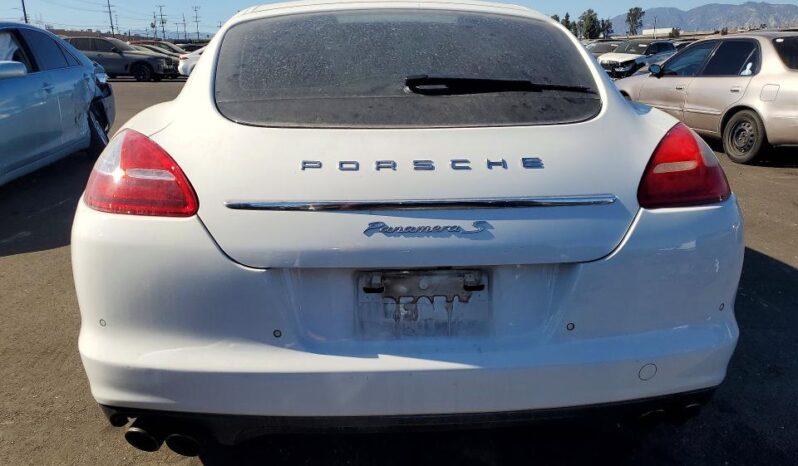 
								2013 Porsche Panamera full									