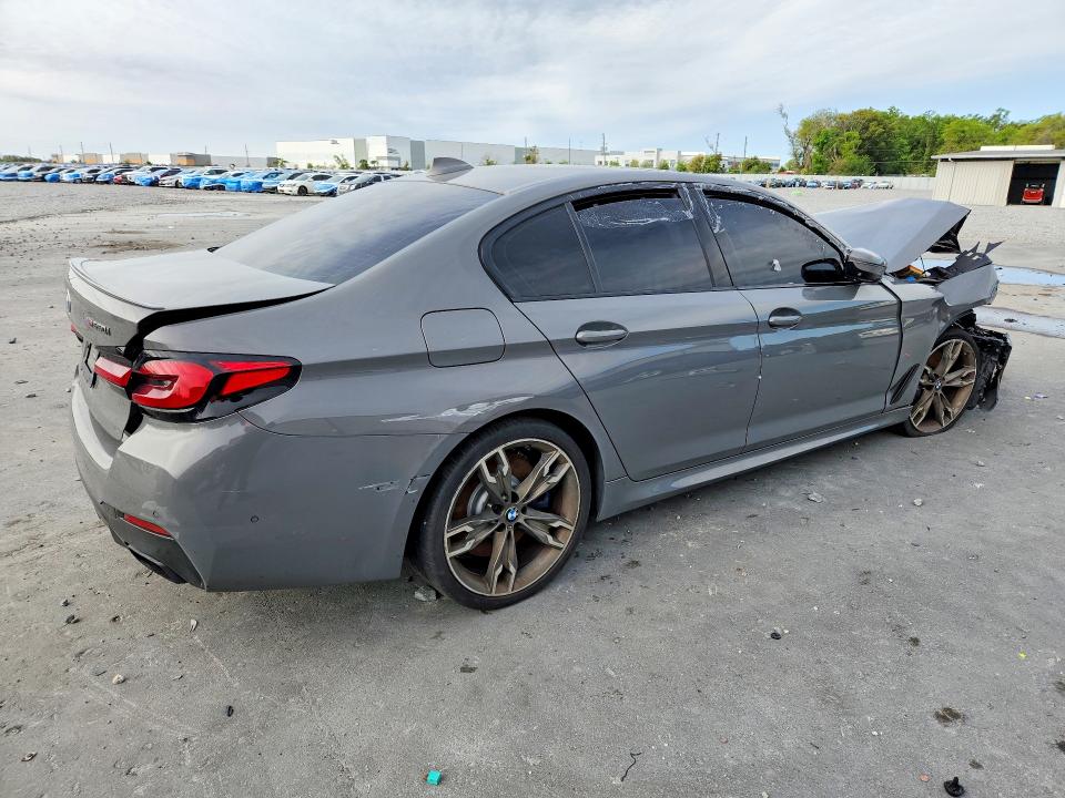 2021 BMW M5