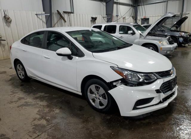 
								2017 Chevrolet Cruze full									