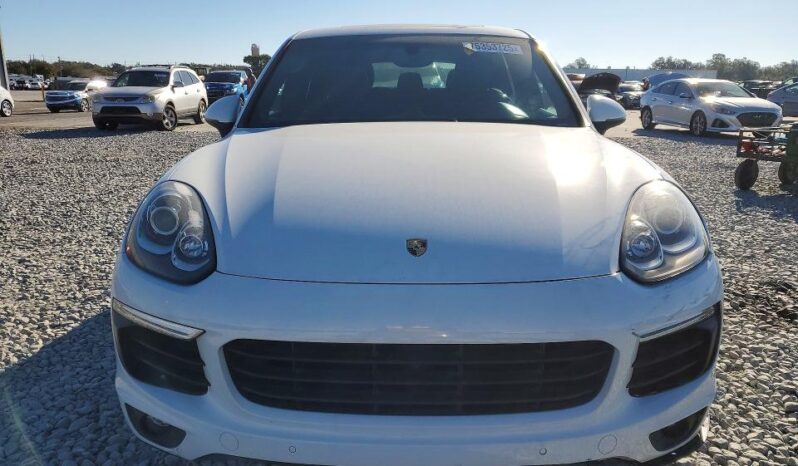 
								2016 Porsche Cayenne full									