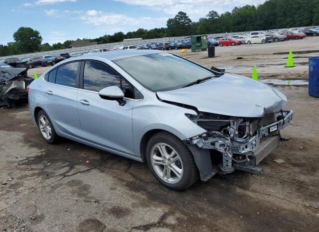 
								2018 Chevrolet Cruze full									