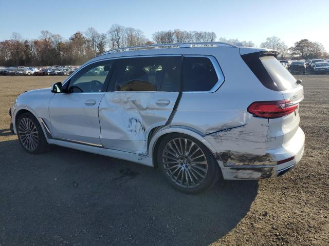 2022 BMW X7