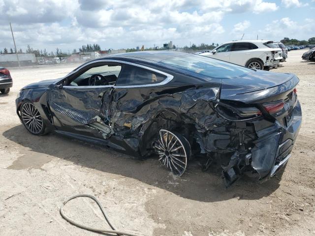2021 BMW M8