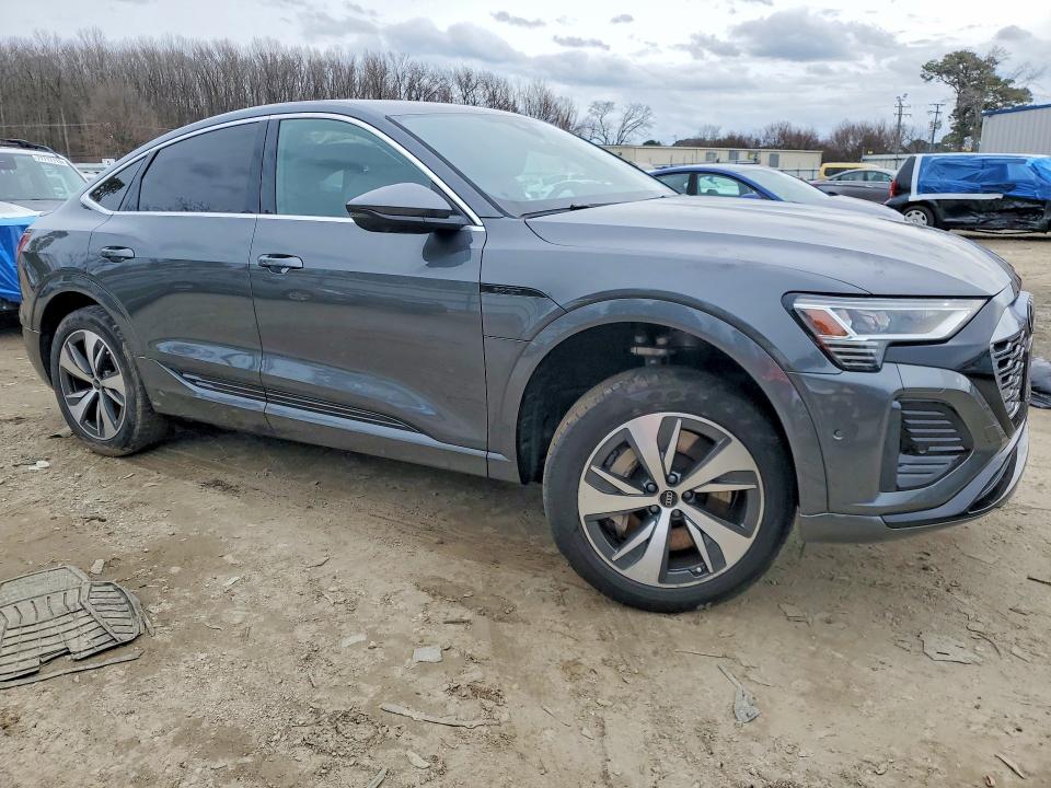 2024 Audi Q8