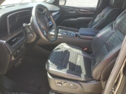 
										2022 Cadillac Escalade full									