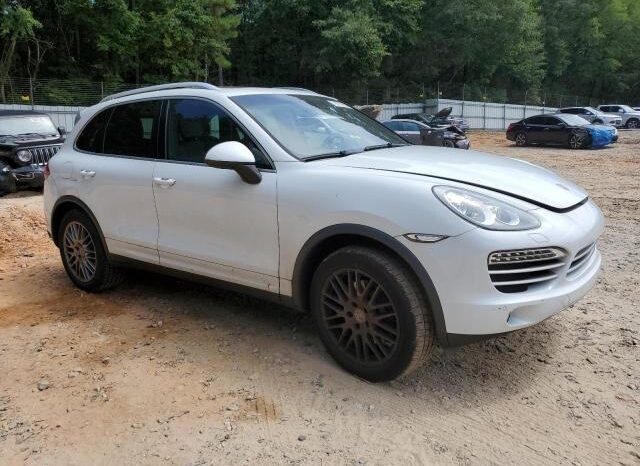 
								2014 Porsche Cayenne full									