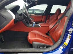 
										2022 BMW M8 full									