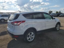 
										2015 Ford Escape se full									
