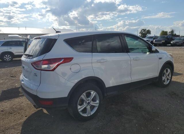 
								2015 Ford Escape se full									