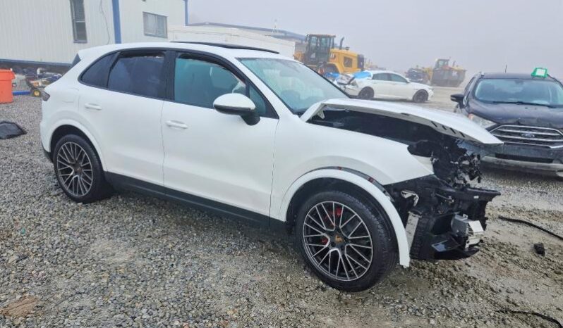 
								2019 Porsche Cayenne full									