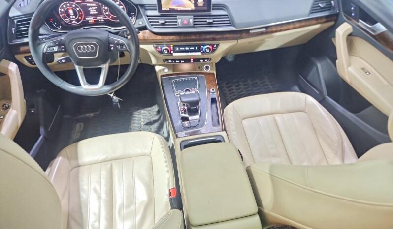 
								2018 Audi Q5 full									