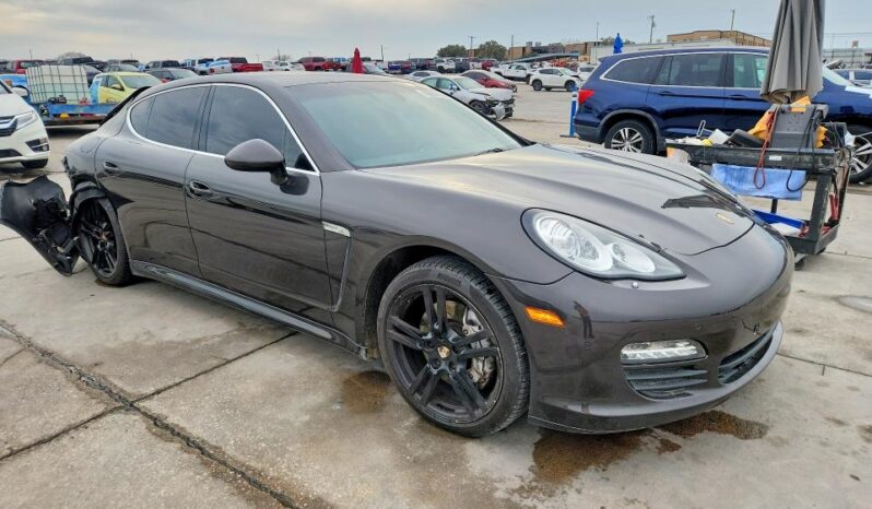 
								2012 Porsche Panamera full									