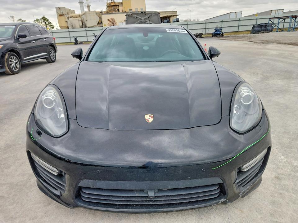 2015 Porsche Panamera