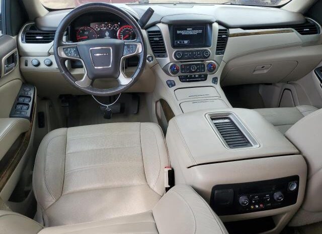 
								2016 Gmc Yukon full									