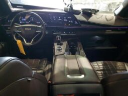 
										2022 Cadillac Escalade full									