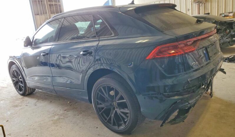 
								2022 Audi Q8 full									