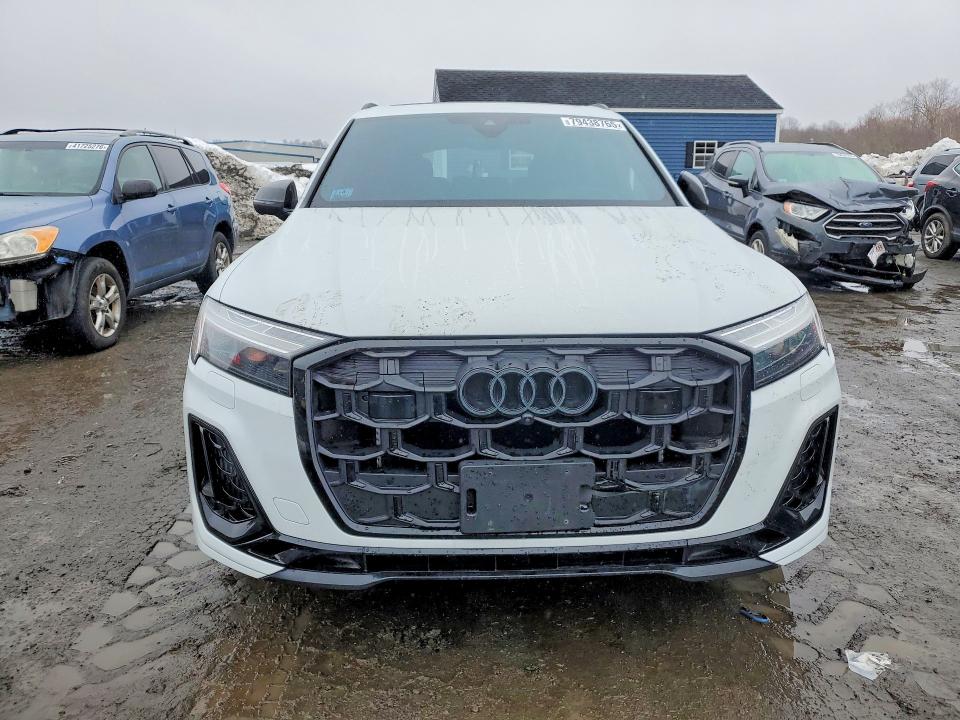 2025 Audi Sq7