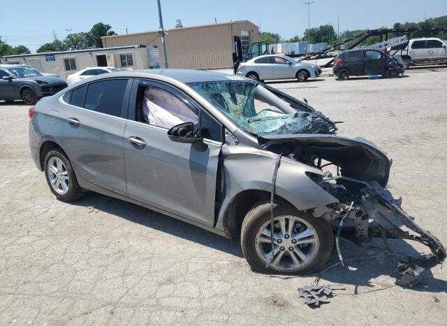 
								2018 Chevrolet Cruze full									
