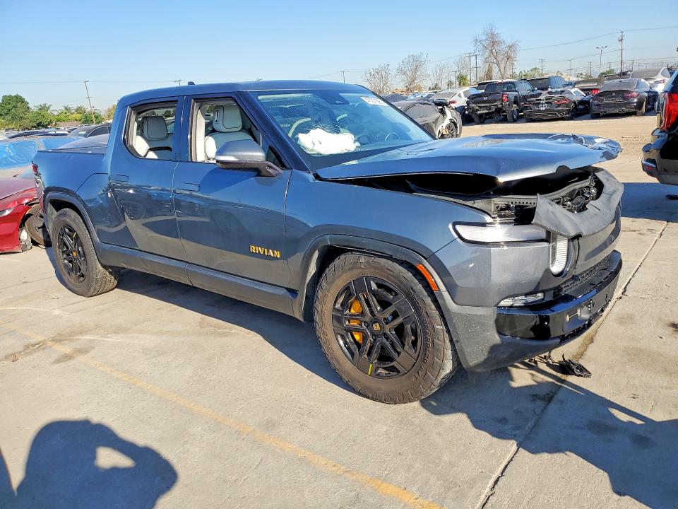 2023 Rivian R1t