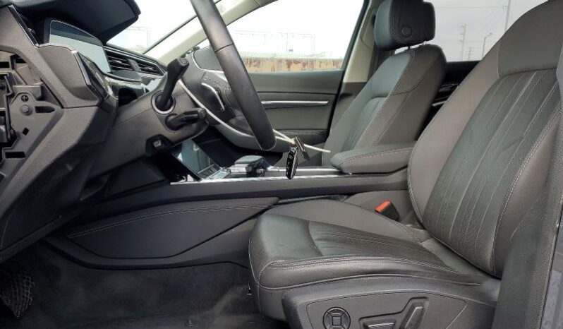 
								2024 Audi Q8 full									