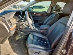 
										2020 Audi Q5 full									