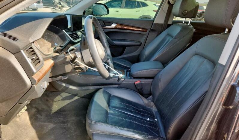 
								2020 Audi Q5 full									
