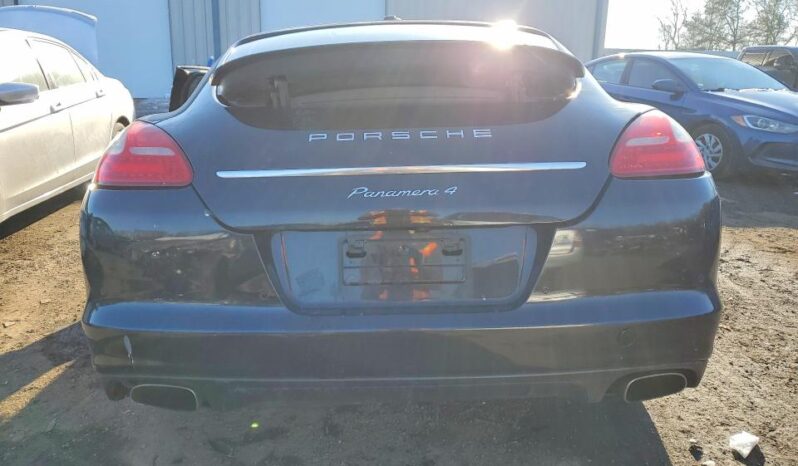 
								2011 Porsche Panamera full									