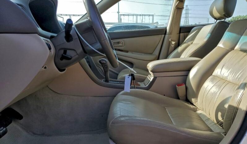 
								1998 Lexus Es 300 full									