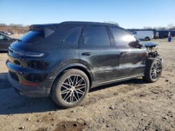 
										2024 Porsche Cayenne full									