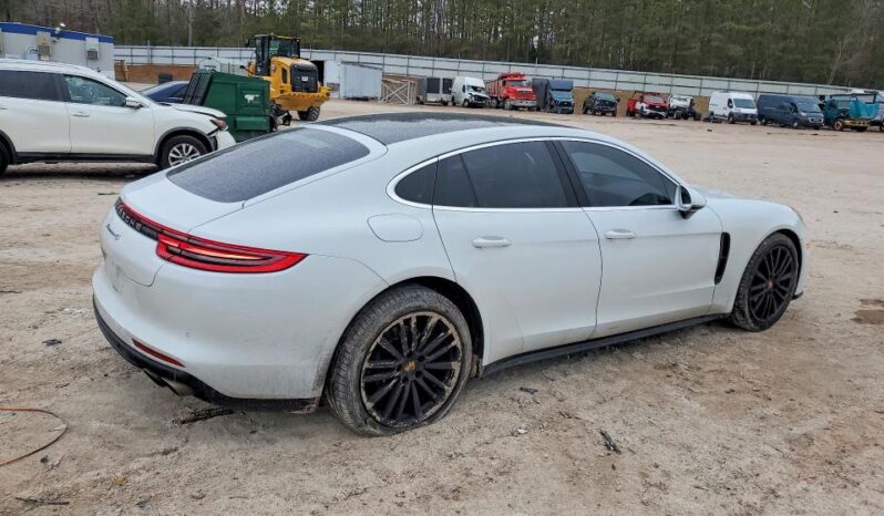 
								2017 Porsche Panamera full									
