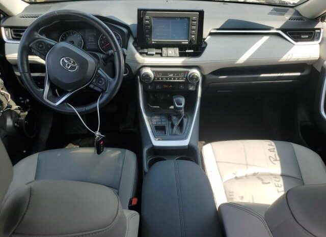 
								2020 Toyota Rav4 full									