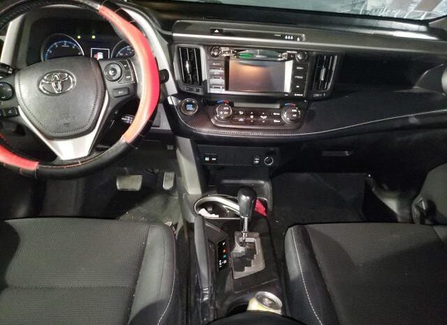
								2018 Toyota Rav4 full									