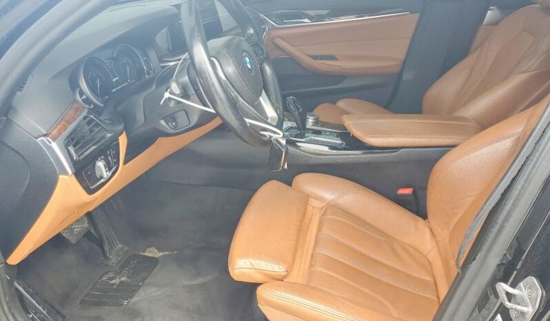 
								2018 BMW 530e full									