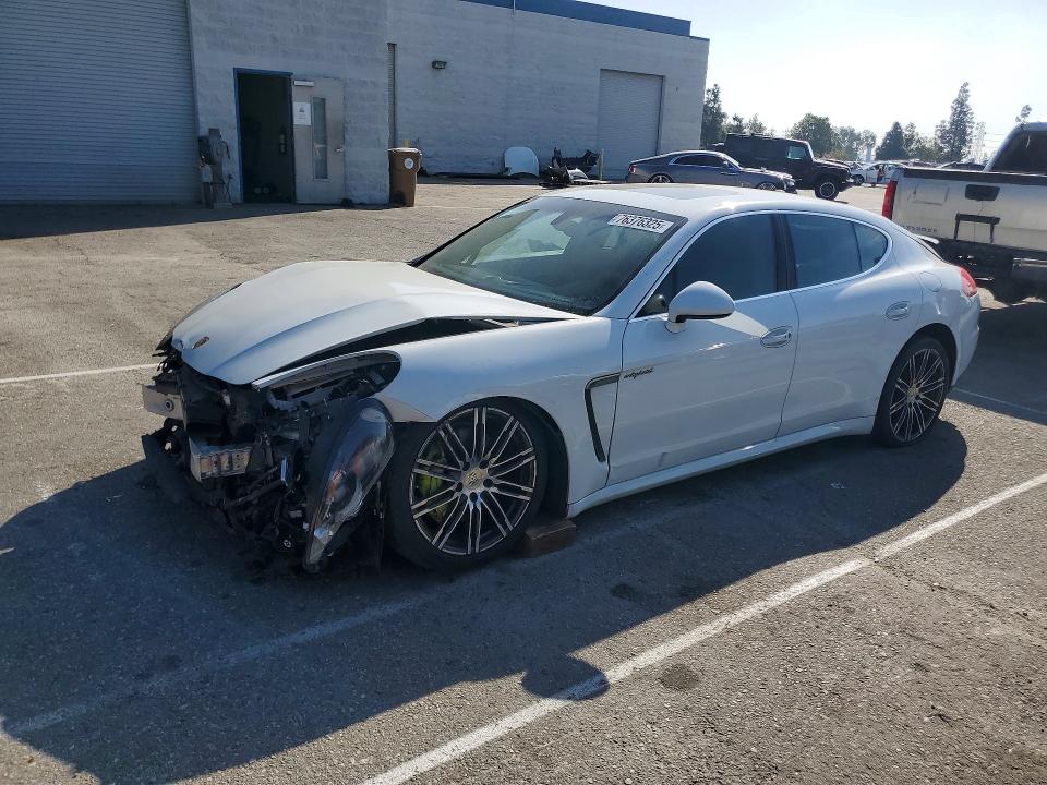 2016 Porsche Panamera