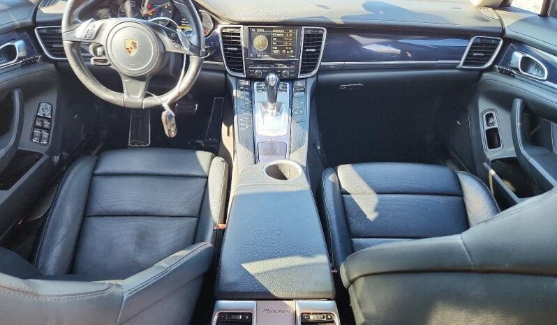 
								2016 Porsche Panamera full									