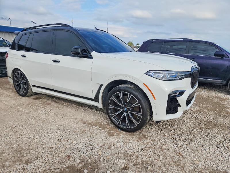2021 BMW X7
