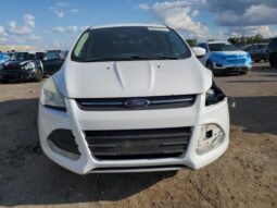 
										2015 Ford Escape se full									